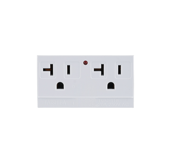 Dual Ground Sockets 20A